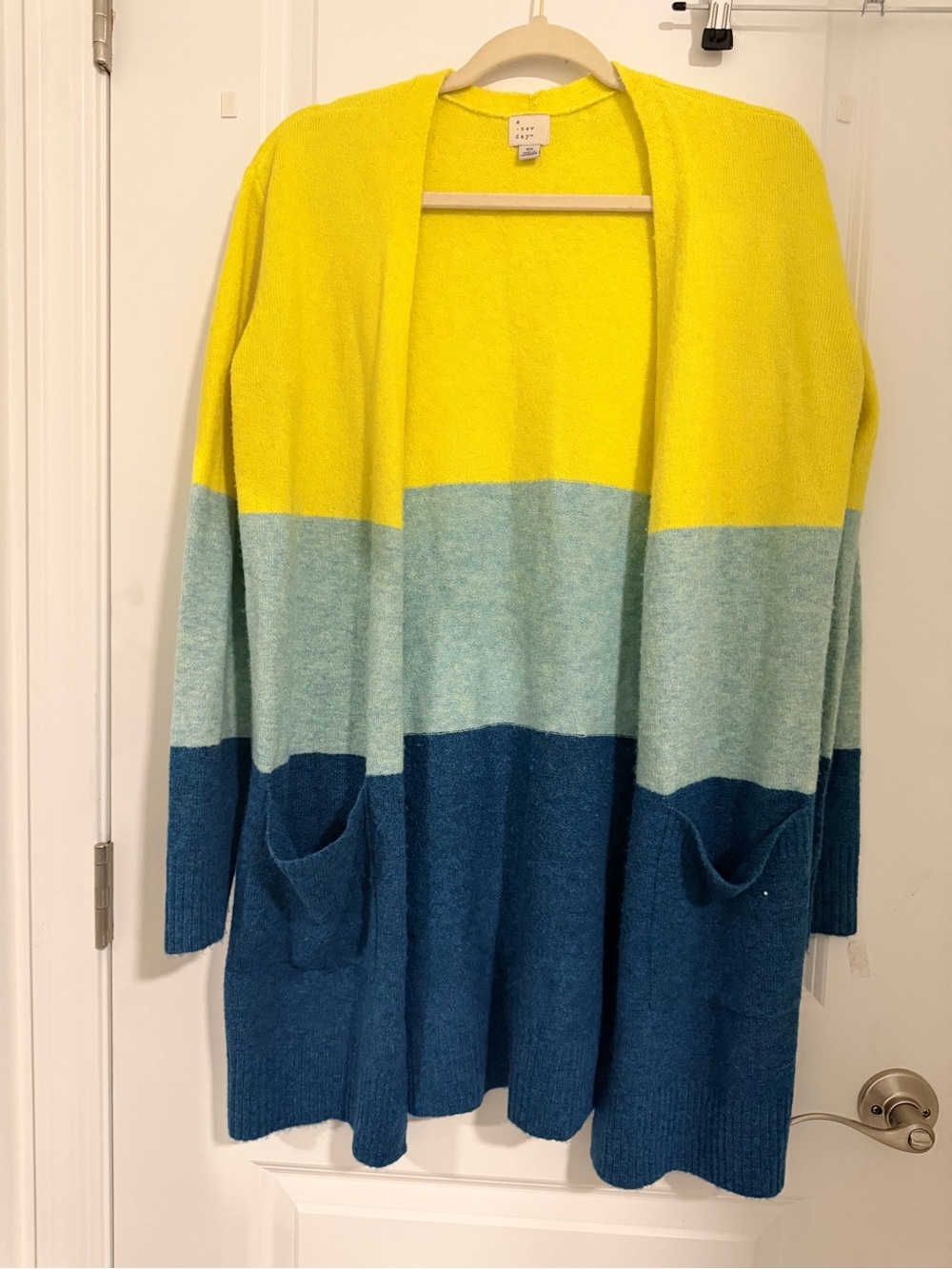 a new day Yellow, Light Blue & Navy Colorblock Open Cardigan